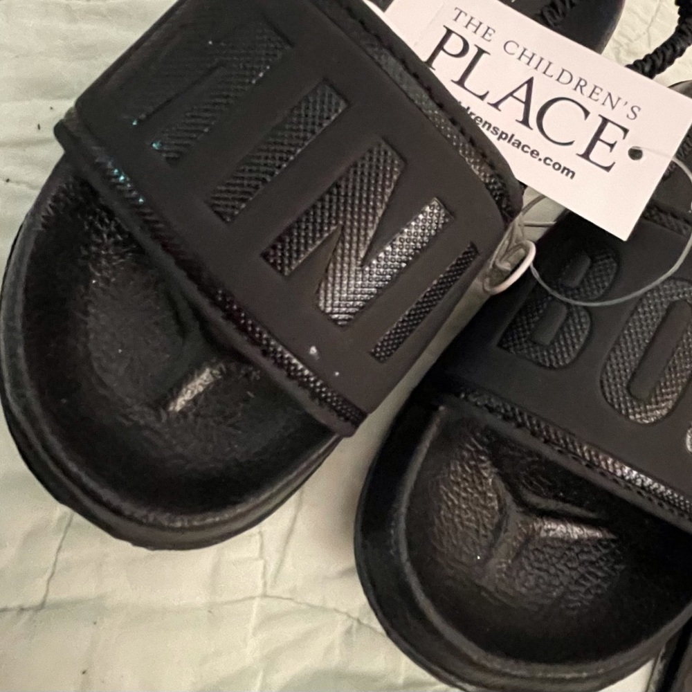 Childrens place sandles
